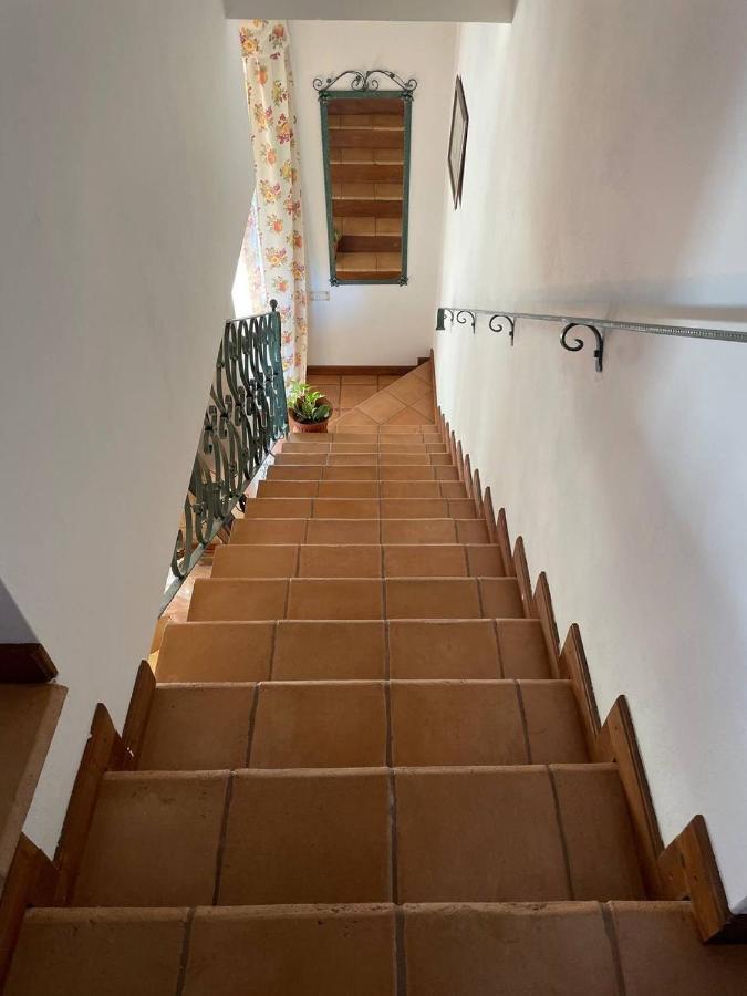 Aventina Holiday Home Burcei Екстериор снимка