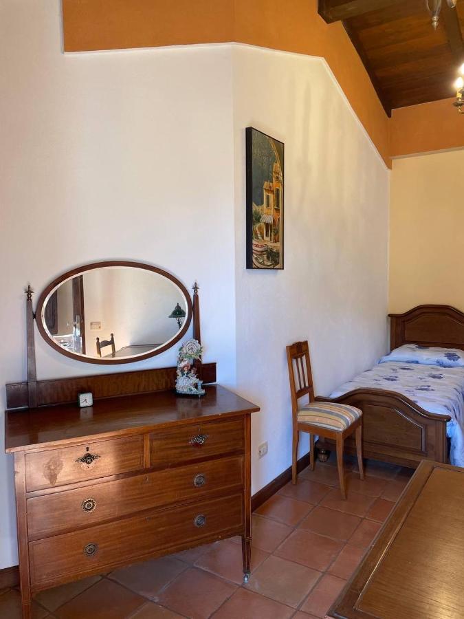 Aventina Holiday Home Burcei Екстериор снимка
