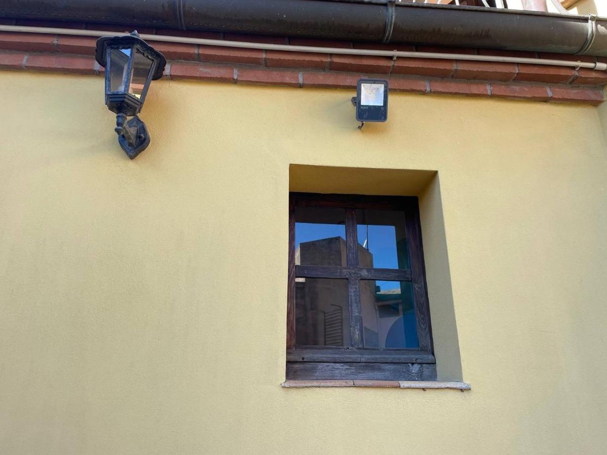 Aventina Holiday Home Burcei Екстериор снимка