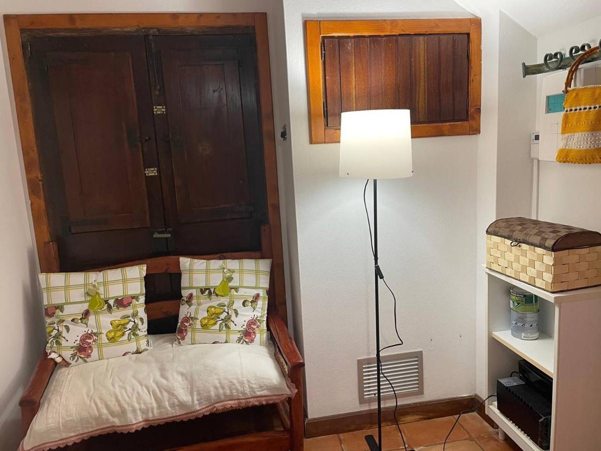 Aventina Holiday Home Burcei Екстериор снимка