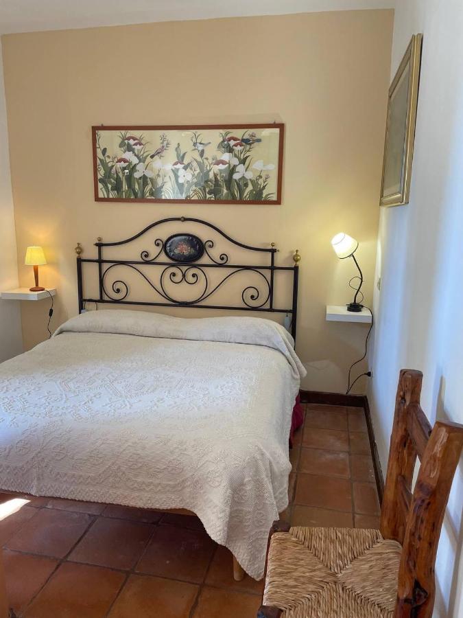 Aventina Holiday Home Burcei Екстериор снимка