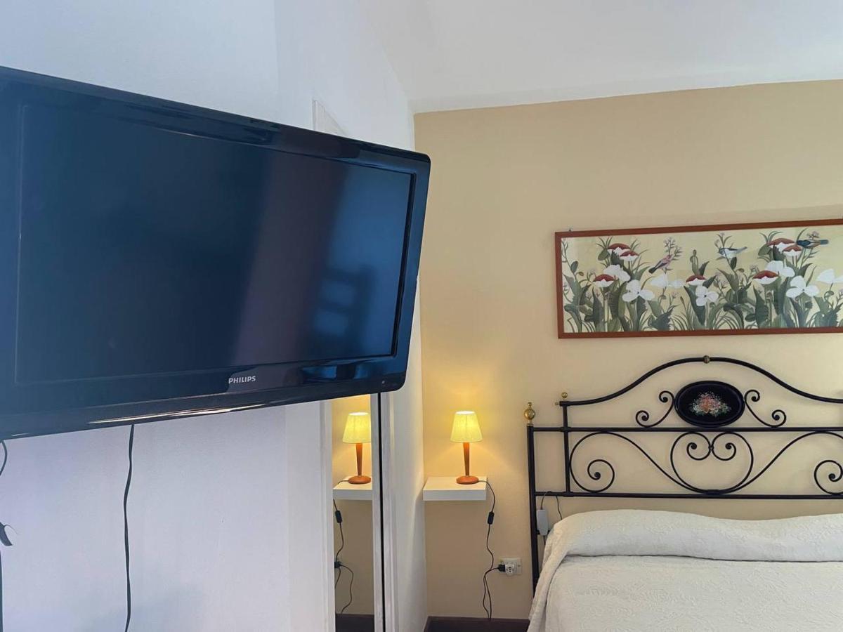 Aventina Holiday Home Burcei Екстериор снимка