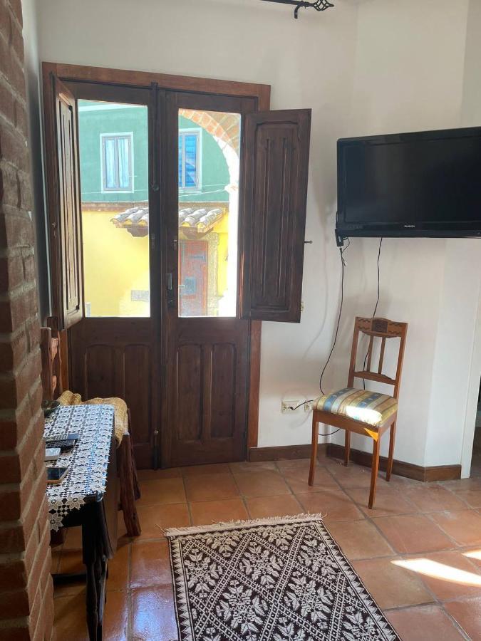 Aventina Holiday Home Burcei Екстериор снимка