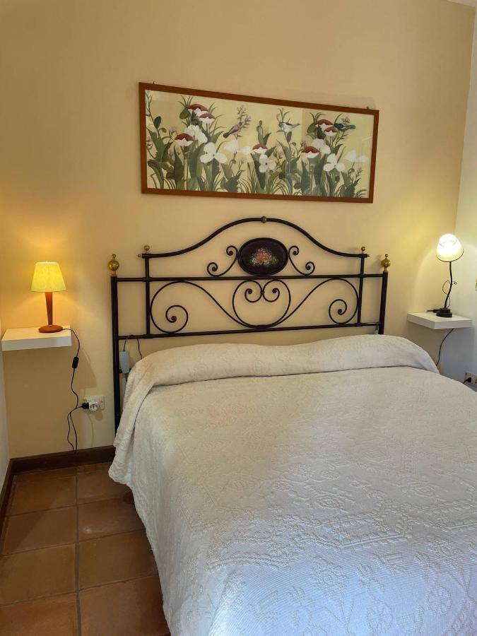 Aventina Holiday Home Burcei Екстериор снимка