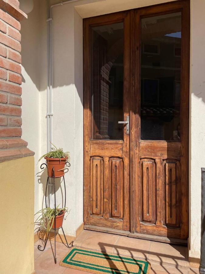 Aventina Holiday Home Burcei Екстериор снимка